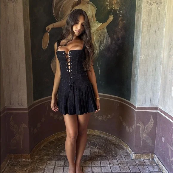 House of CB | Dresses | House Of Cb Talia Black Pleated Mini Dress 